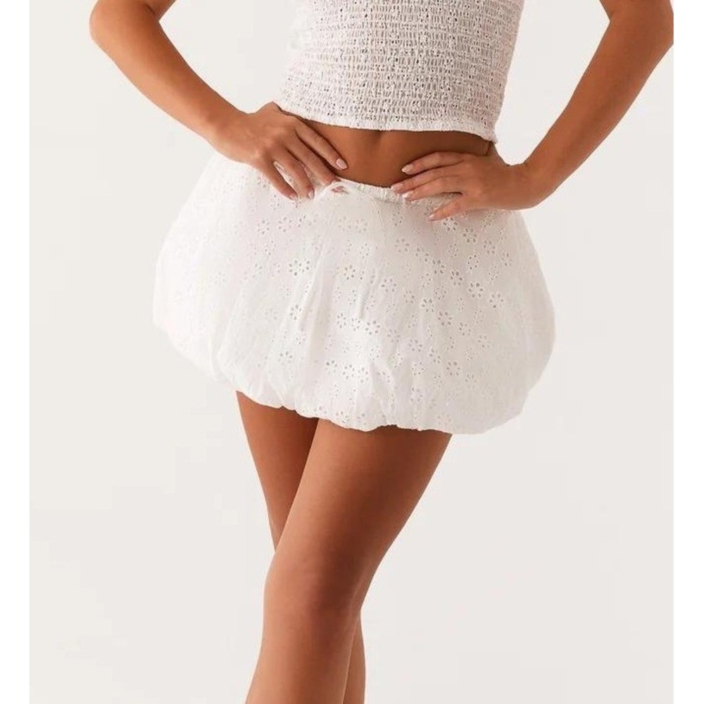 Peppermayo Heaven Sent Bubble Mini Skirt Size 4 White NEW Eyelet Sexy Chic Party